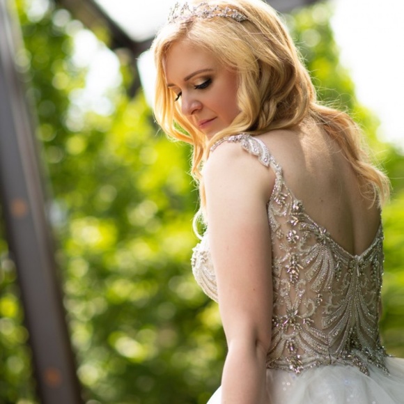 Eve of Milady Wedding Dress style 1609 - Picture 3 of 14